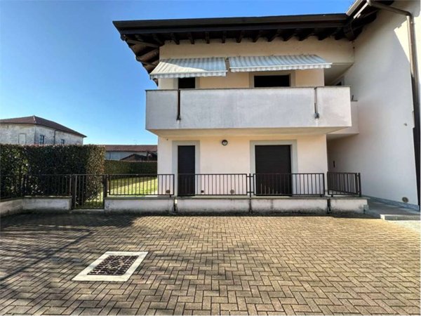 appartamento in vendita a Momo