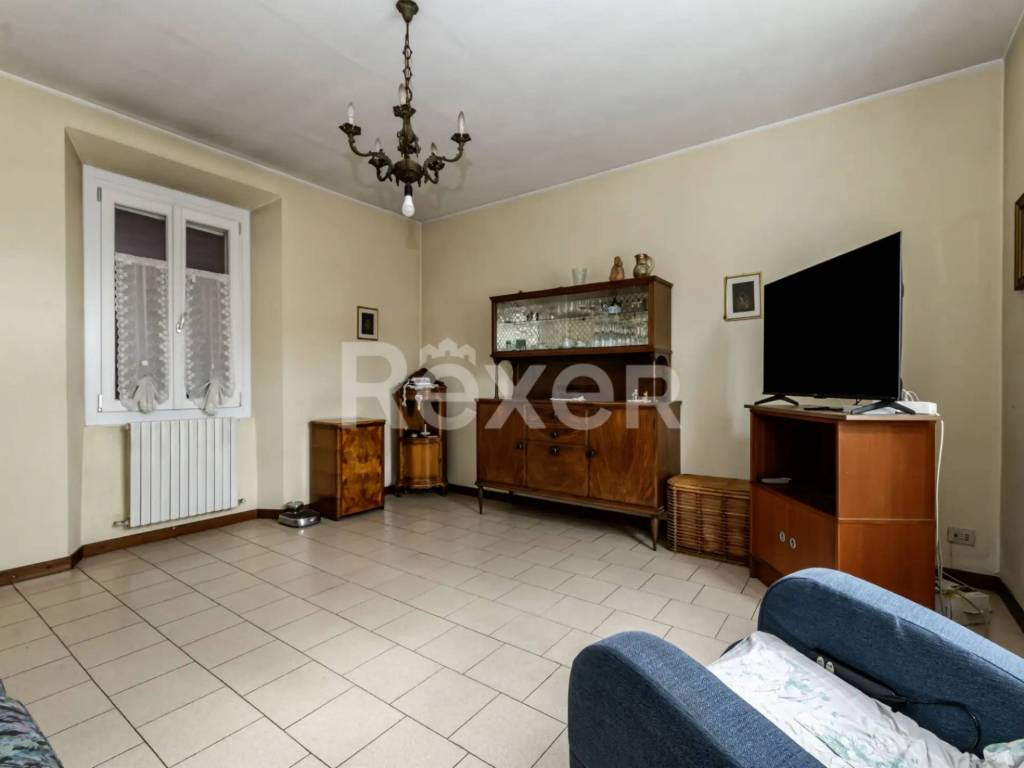 casa indipendente in vendita a Momo