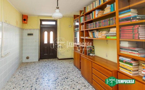 casa indipendente in vendita a Momo