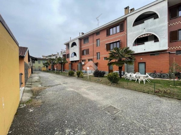 appartamento in vendita a Momo