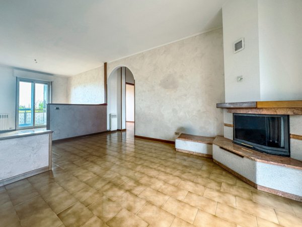 appartamento in vendita a Momo