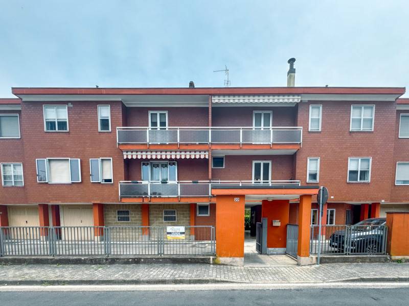 appartamento in vendita a Momo