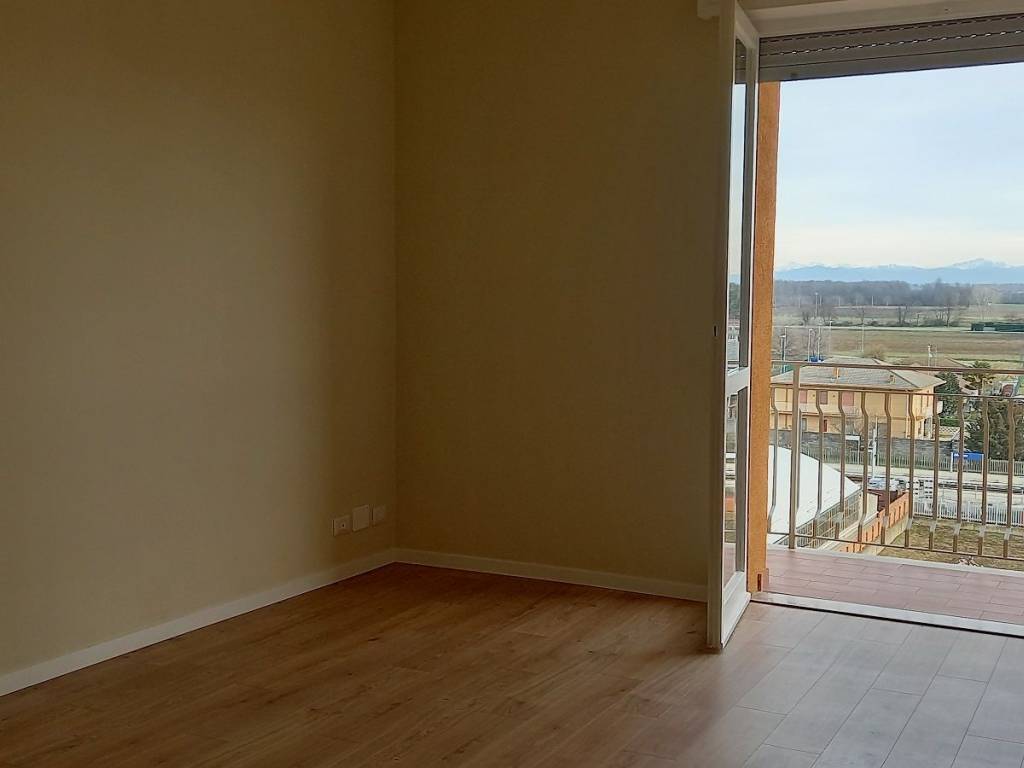 appartamento in vendita a Momo