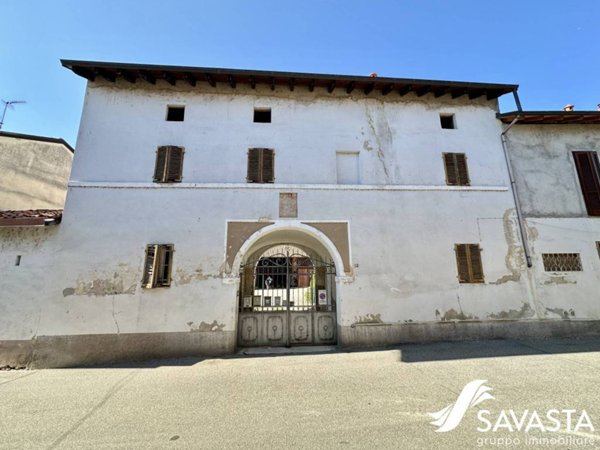 casa indipendente in vendita a Momo