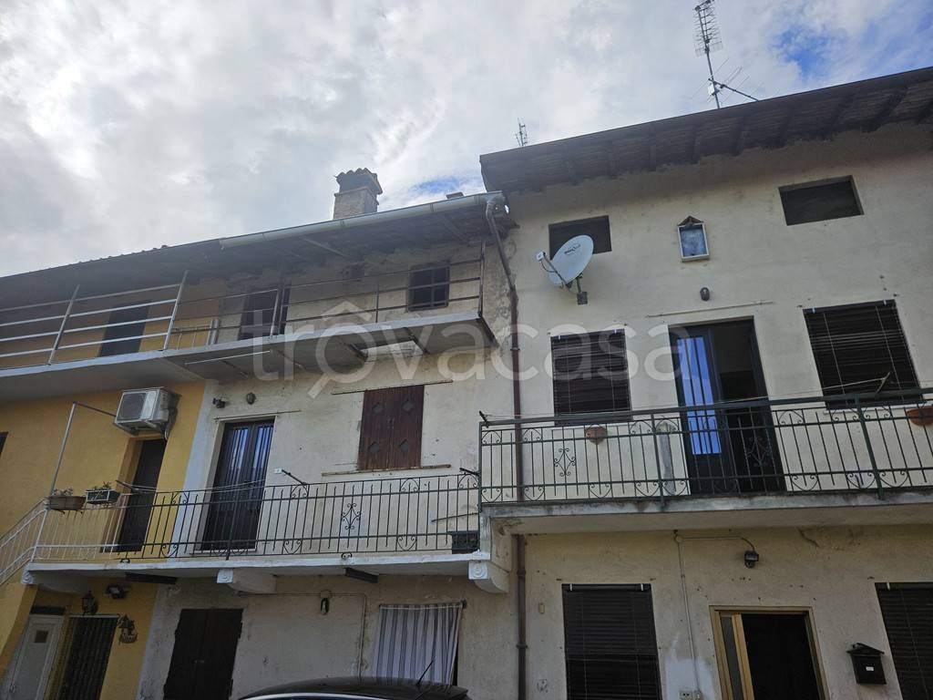 appartamento in vendita a Momo