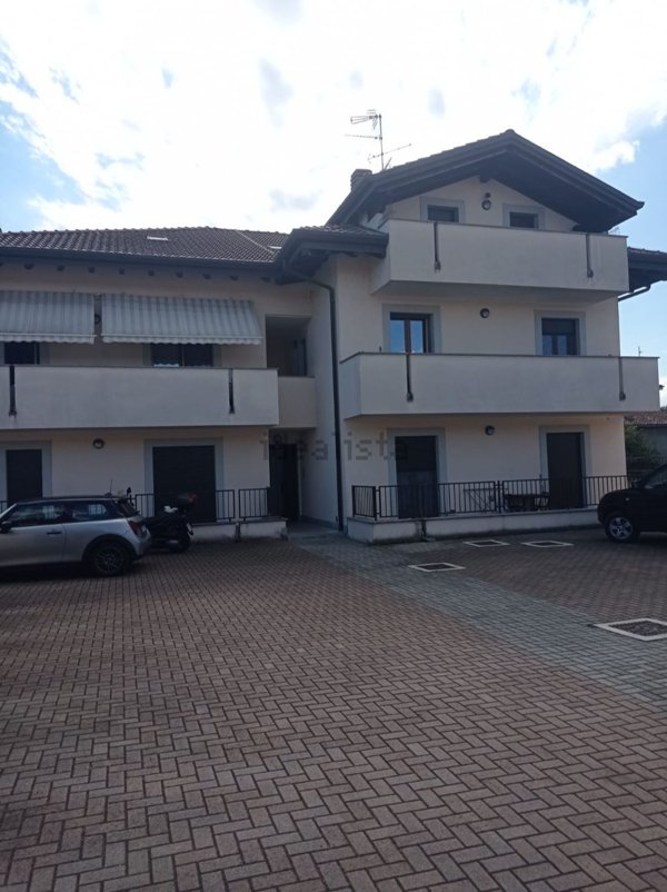 appartamento in vendita a Momo