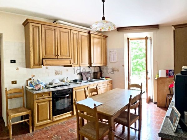 appartamento in vendita a Momo