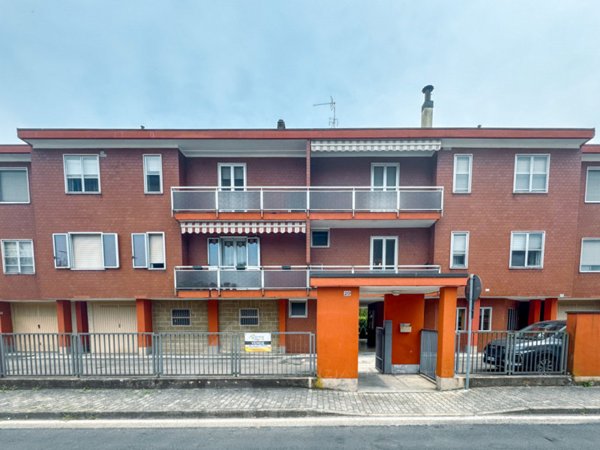 appartamento in vendita a Momo