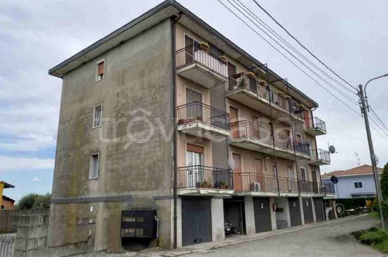 appartamento in vendita a Momo