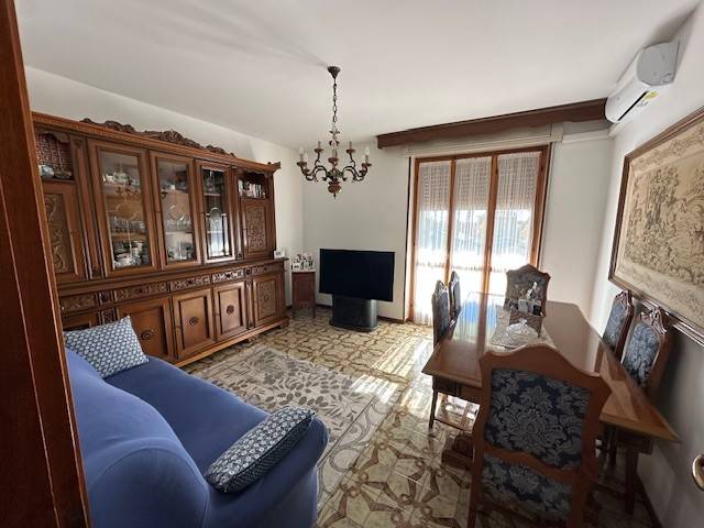 appartamento in vendita a Momo