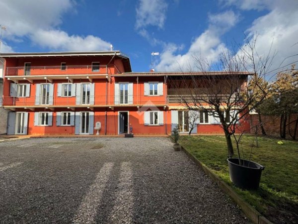 casa indipendente in vendita a Momo