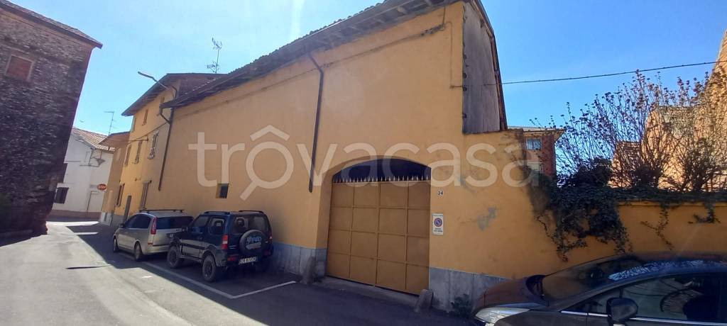 casa indipendente in vendita a Momo