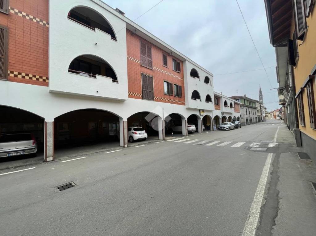 appartamento in vendita a Momo