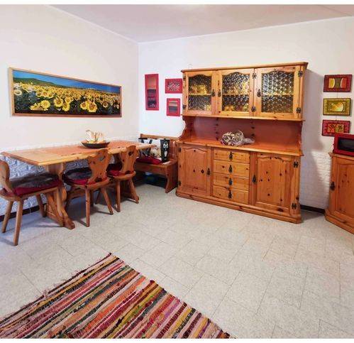 casa indipendente in vendita a Nebbiuno