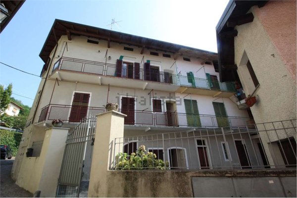appartamento in vendita a Nebbiuno