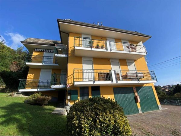 appartamento in vendita a Nebbiuno