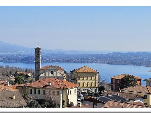 appartamento in vendita a Nebbiuno