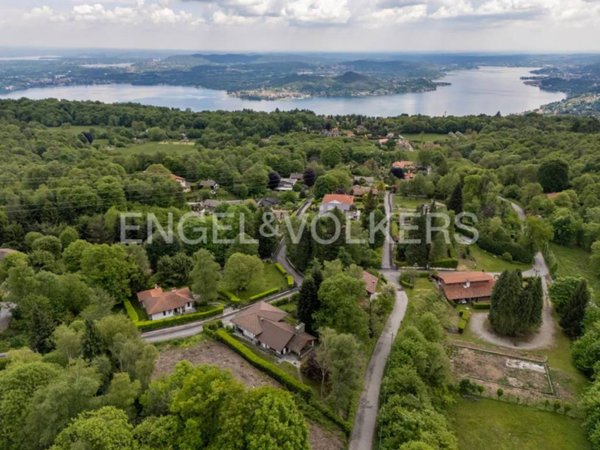 terreno agricolo in vendita a Nebbiuno