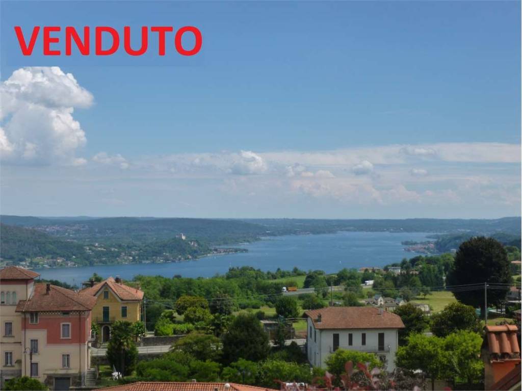 appartamento in vendita a Nebbiuno