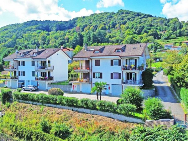 appartamento in vendita a Nebbiuno