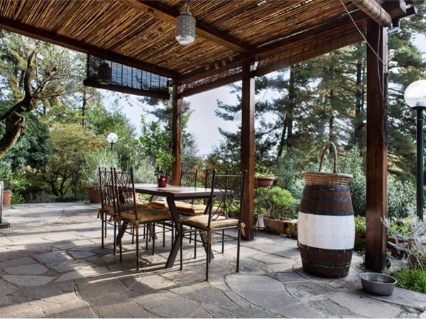 casa indipendente in vendita a Nebbiuno