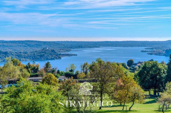 appartamento in vendita a Nebbiuno