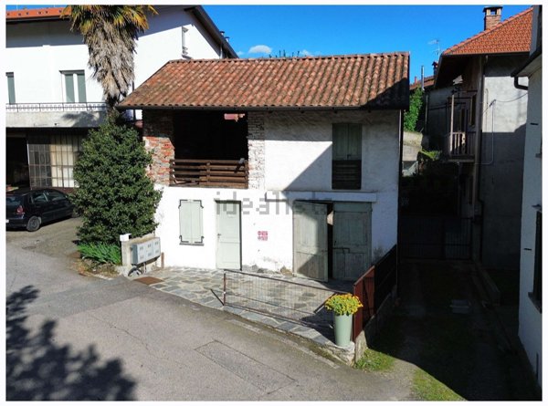 appartamento in vendita a Nebbiuno