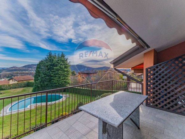 appartamento in vendita a Nebbiuno