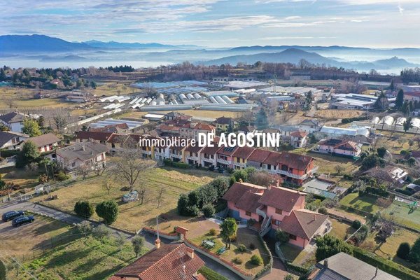 terreno edificabile in vendita a Nebbiuno