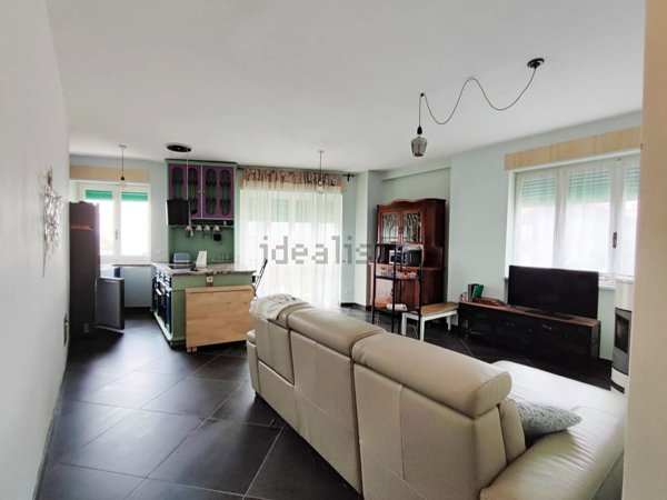 appartamento in vendita a Nebbiuno in zona Fosseno