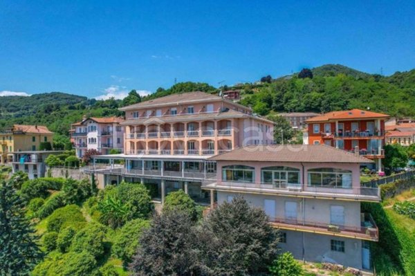 negozio in vendita a Nebbiuno