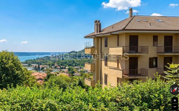 appartamento in vendita a Nebbiuno