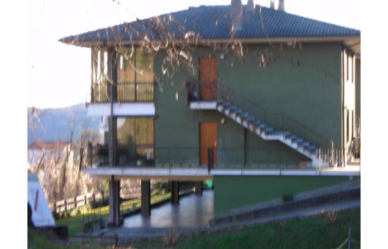 appartamento in vendita a Nebbiuno in zona Tapigliano