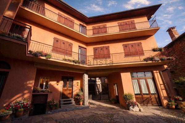 appartamento in vendita a Nebbiuno in zona Fosseno