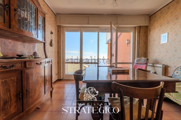 appartamento in vendita a Nebbiuno in zona Fosseno