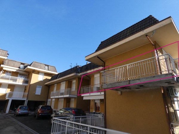 appartamento in vendita a Nebbiuno in zona Tapigliano