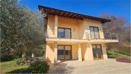 casa indipendente in vendita a Nebbiuno in zona Tapigliano