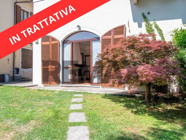 appartamento in vendita a Nebbiuno in zona Tapigliano