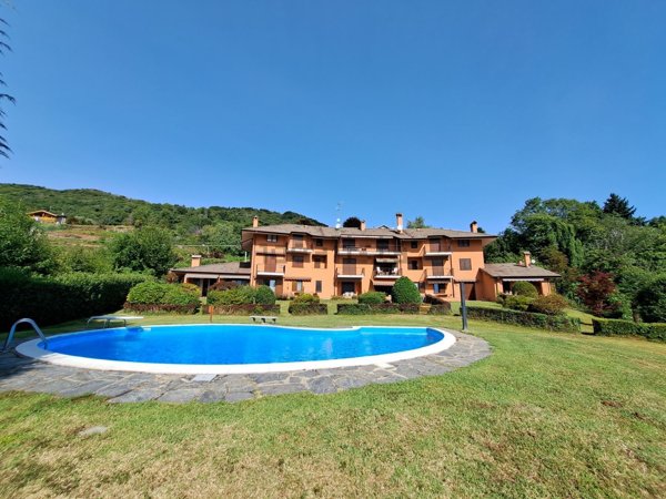 appartamento in vendita a Nebbiuno