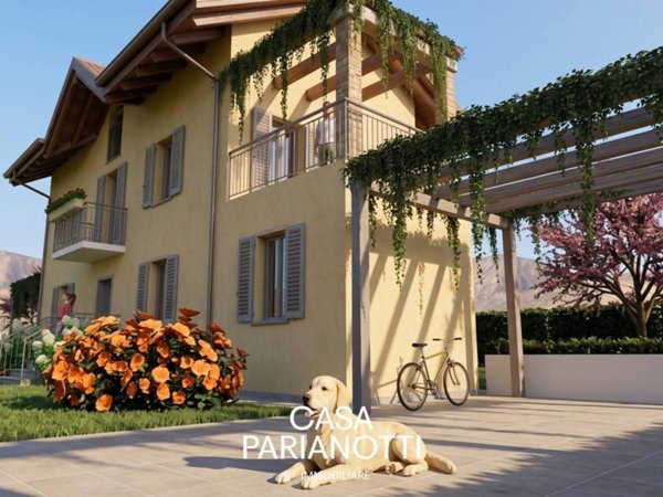 casa indipendente in vendita a Nebbiuno in zona Tapigliano