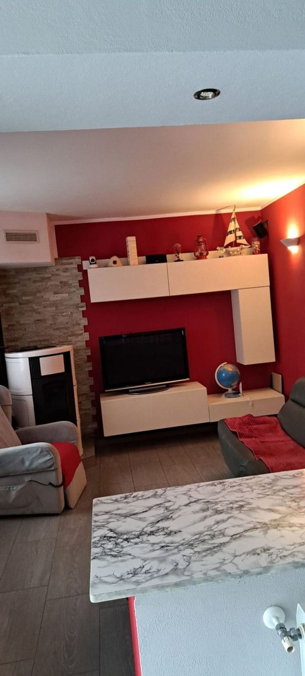 casa indipendente in vendita a Nibbiola