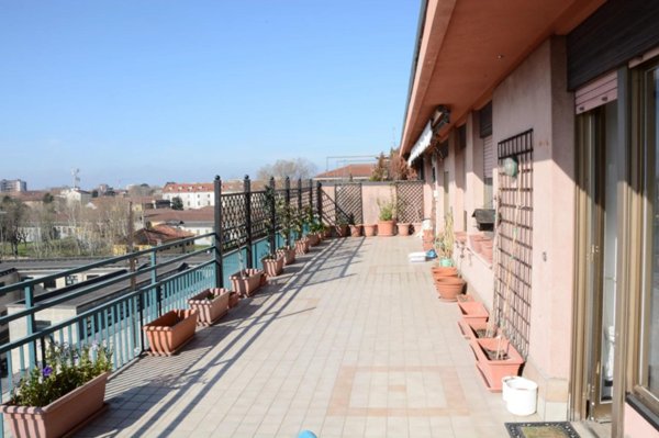 casa indipendente in vendita a Novara in zona zona Sant'Agabio