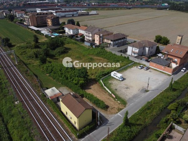 terreno edificabile in vendita a Novara in zona Vignale