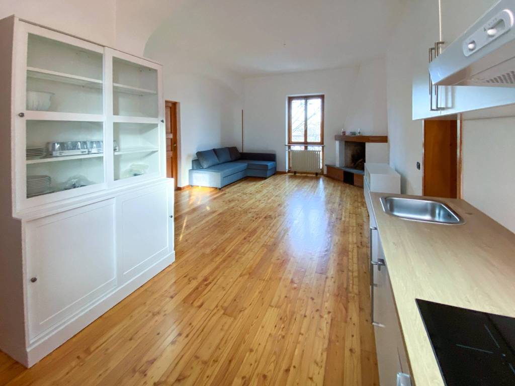 appartamento in vendita a Novara in zona Centro Città