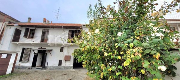casa indipendente in vendita a Novara in zona zona San Martino
