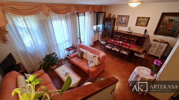 casa indipendente in vendita a Novara in zona zona Agogna - San Paolo