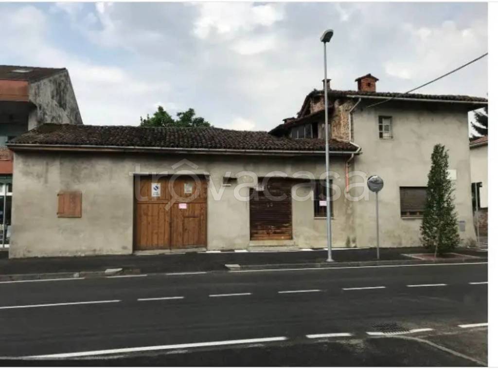 casa indipendente in vendita a Novara in zona Vignale