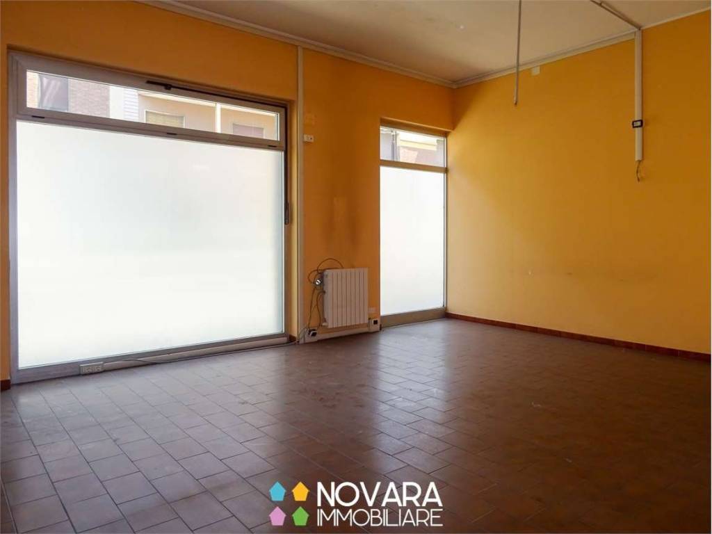 ufficio in vendita a Novara in zona Centro Città