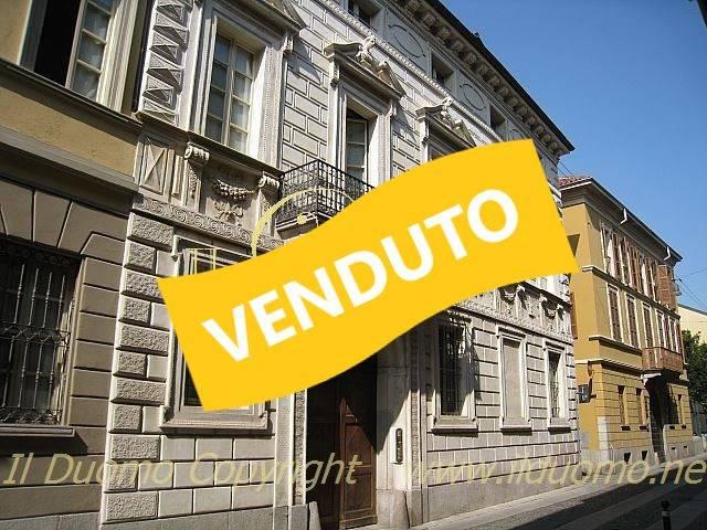 appartamento in vendita a Novara in zona Centro Città