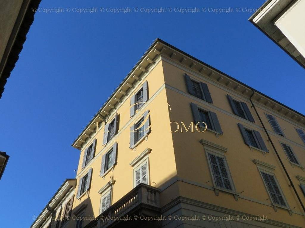 appartamento in vendita a Novara in zona Centro Città